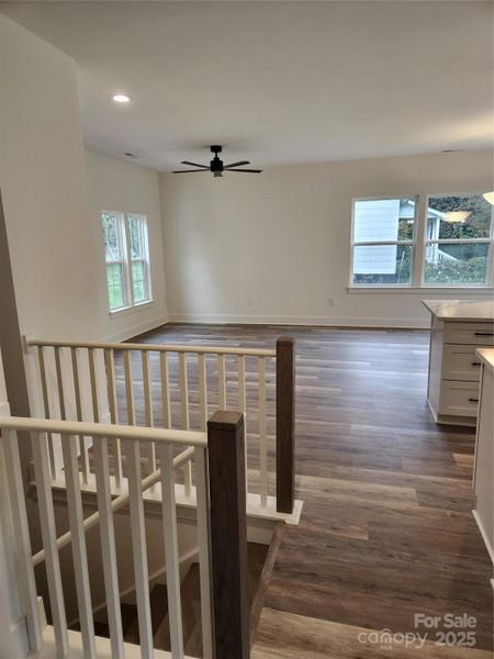 Image 27 of a home in .