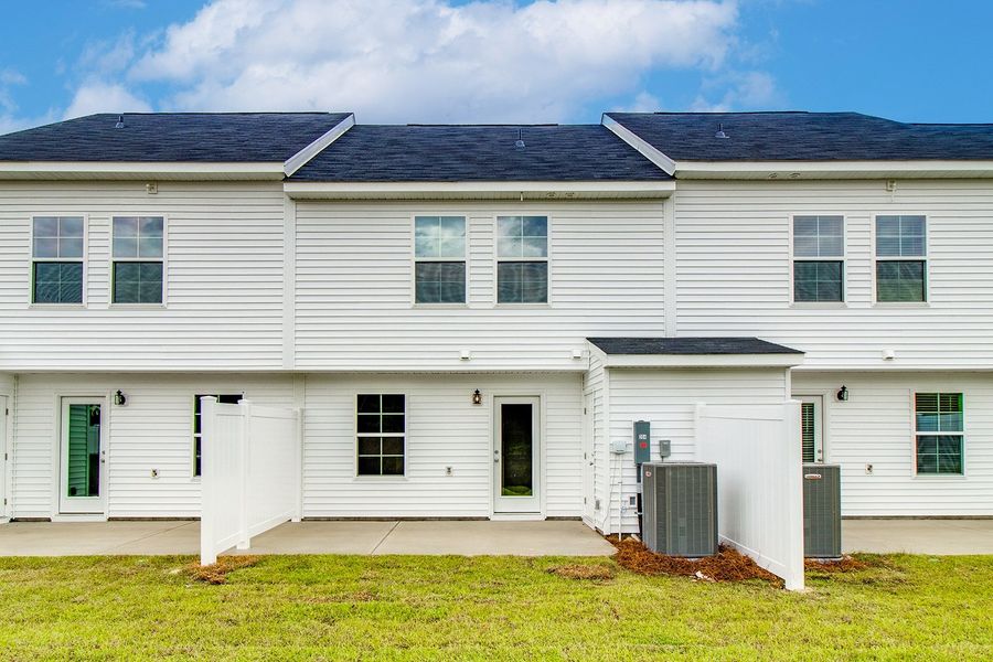 Exterior details and patio area of a home in Haynes Park, Columbia (Image 17).