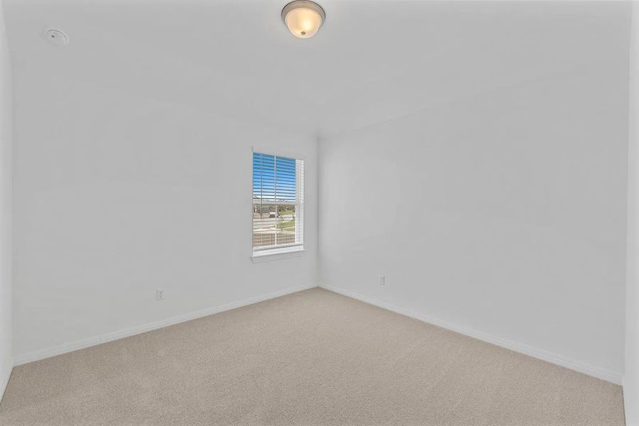 Spacious, unfurnished interior of a new home in The Colony - 45', Bastrop (Image 14).