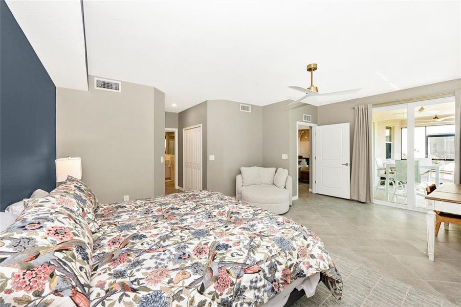 Furnished interior view inside a new home in Wellen Park Golf & Country Club, Venice (Image 40).