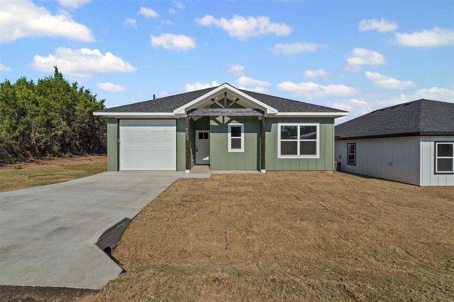 Exterior details and patio area of a home in , Granbury (Image 19). Exterior details and patio area of a home in , Granbury (Image 19).