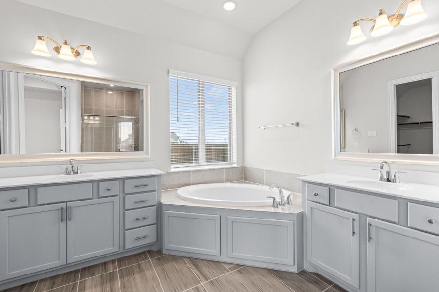 New Home in Waxahachie, TX.  - Slide 20