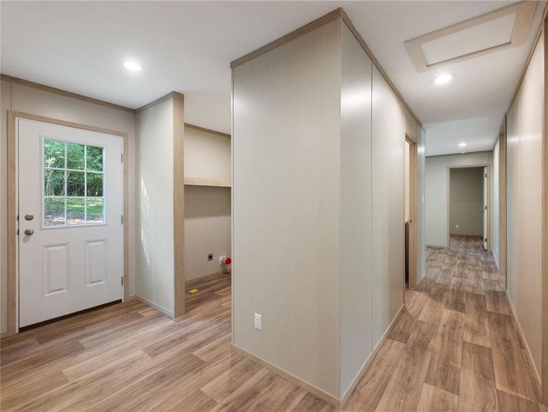 Spacious, unfurnished interior of a new home in , Gainesville (Image 31).