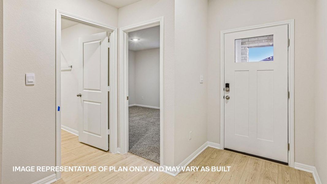 Spacious, unfurnished interior of a new home in Thunder Rock, Marble Falls (Image 31). Spacious, unfurnished interior of a new home in Thunder Rock, Marble Falls (Image 31).