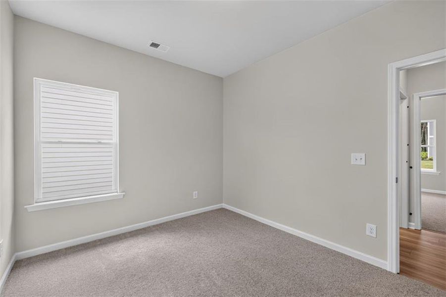 Spacious, unfurnished interior of a new home in Summerfield Place, Carrollton (Image 24).
