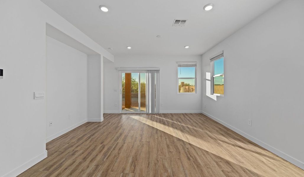 Spacious, unfurnished interior of a new home in Hanson Ridge, Vail (Image 12). Spacious, unfurnished interior of a new home in Hanson Ridge, Vail (Image 12).