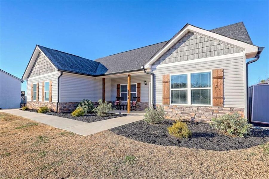 Image 53 of a home in .