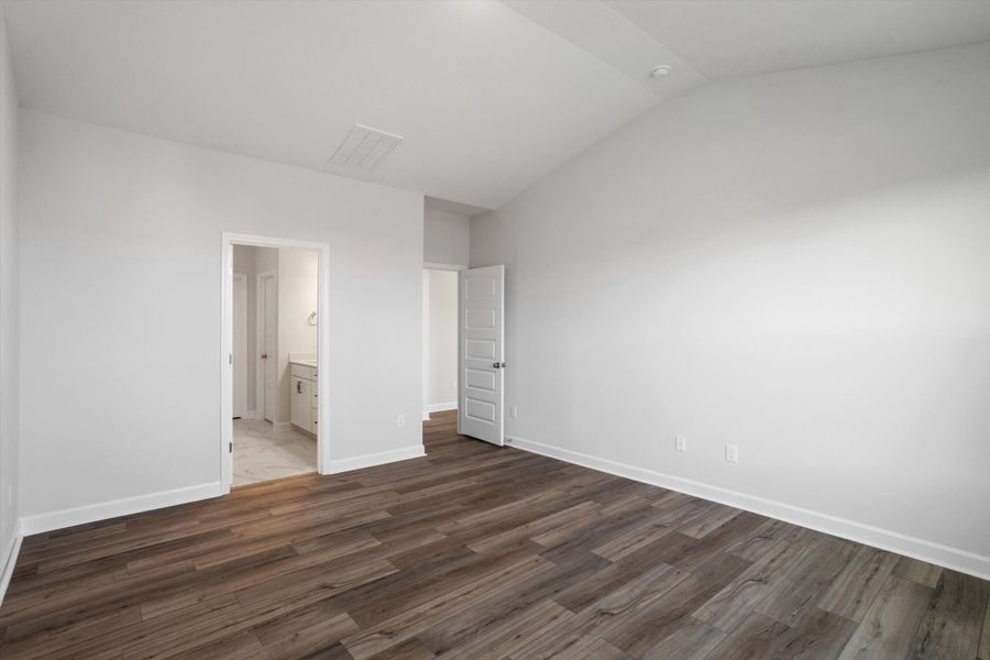 Spacious, unfurnished interior of a new home in Ovation at Sweetbrier, Durham (Image 25).