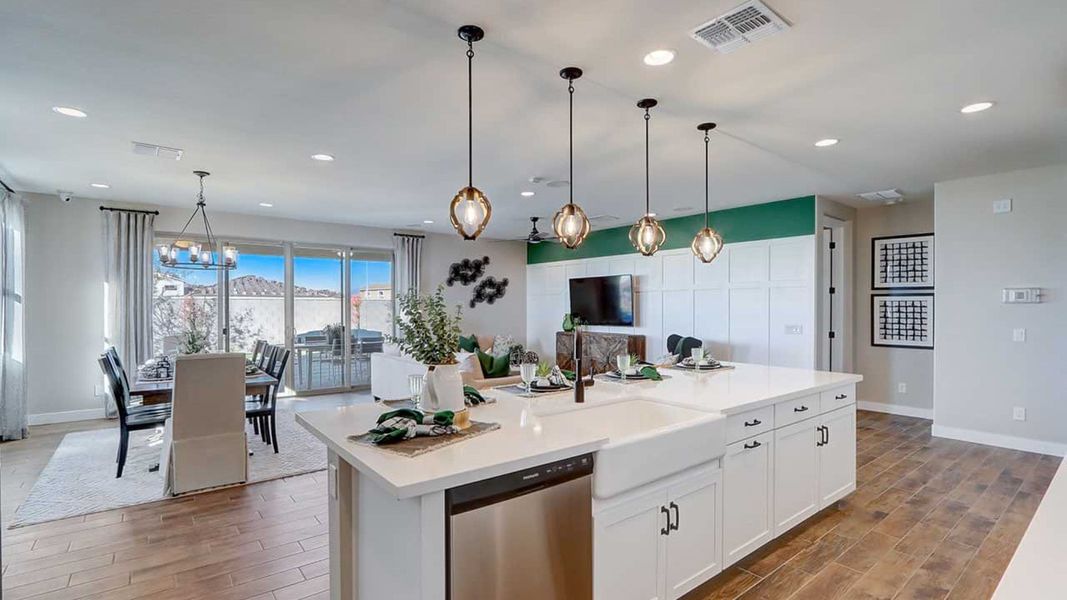 The Belice at The Lakes at Ranch El Dorado, 39995 W Wolf Dr
