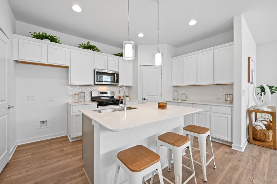 Furnished interior view inside a new home in , Buda (Image 7).