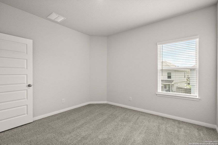 Spacious, unfurnished interior of a new home in Melissa Ranch, San Antonio (Image 14). Spacious, unfurnished interior of a new home in Melissa Ranch, San Antonio (Image 14).