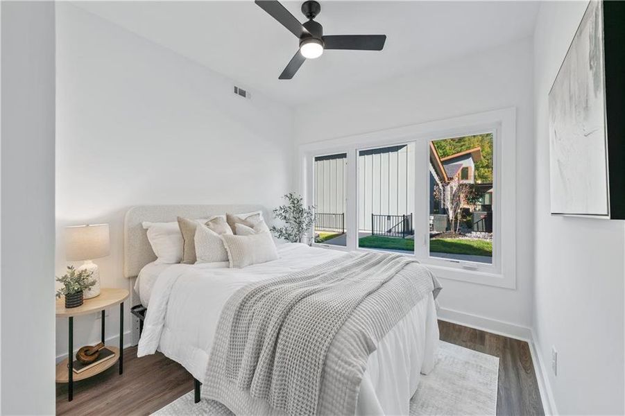 Furnished interior view inside a new home in , Union City (Image 19).