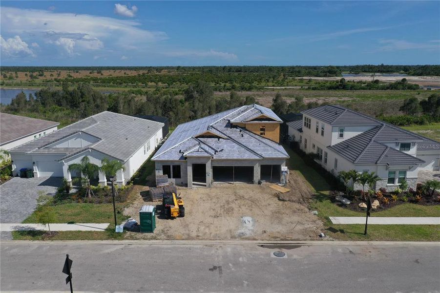 Image 10 of a home in Wellen Park.