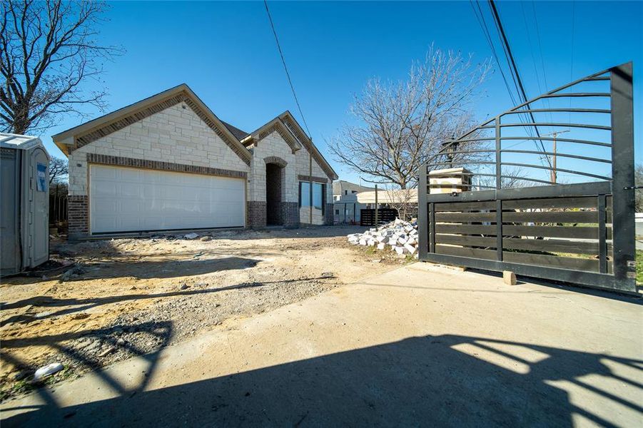 Image 13 of a home in .