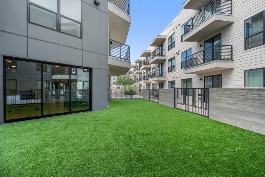Exterior details and patio area of a home in , Austin (Image 17).