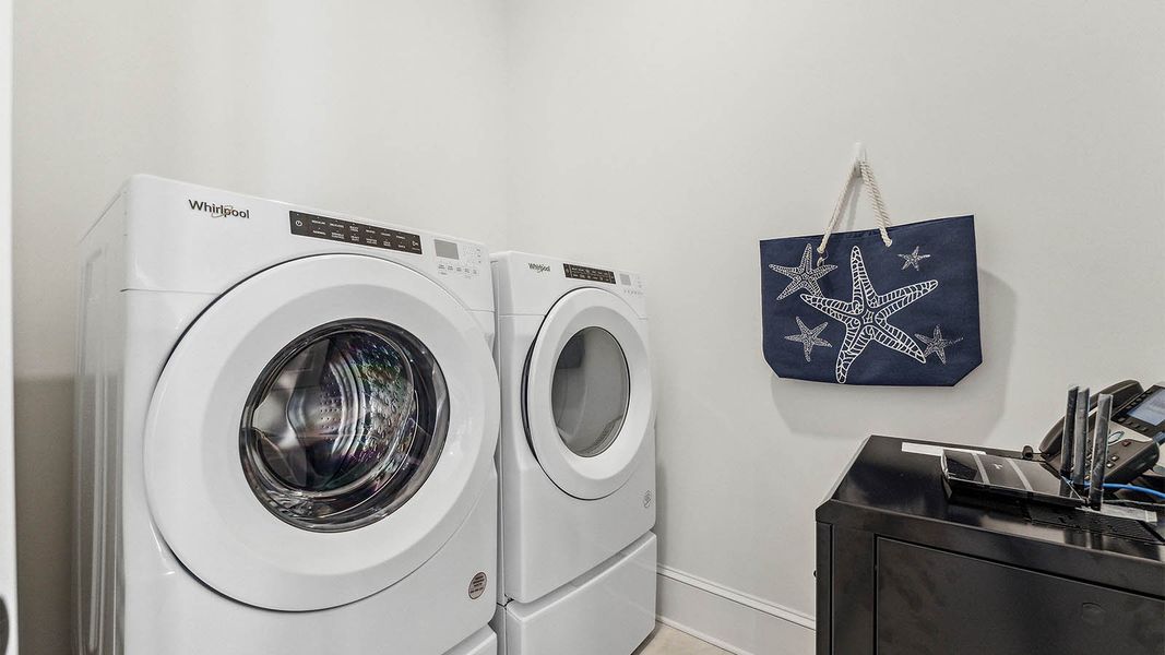 Representative interior finishes for a home built from the Antigua by D.R. Horton in Parkside, Santa Rosa Beach (Image 23). Representative interior finishes for a home built from the Antigua by D.R. Horton in Parkside, Santa Rosa Beach (Image 23).