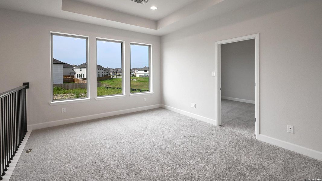 Spacious, unfurnished interior of a new home in The Parklands, Schertz (Image 19).