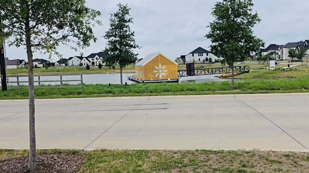 Community amenities in , Northlake (Image 35).