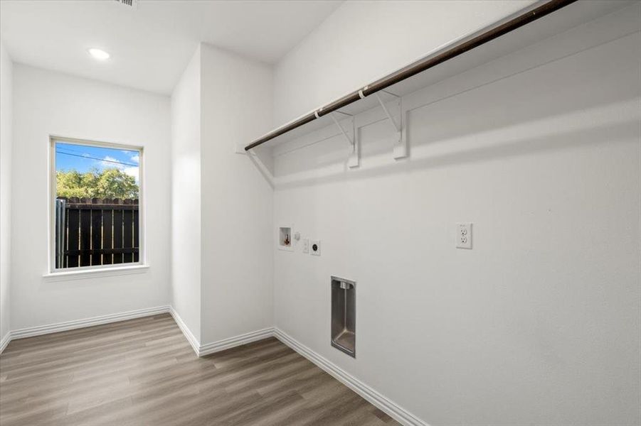 Spacious, unfurnished interior of a new home in , Dallas (Image 24). Spacious, unfurnished interior of a new home in , Dallas (Image 24).