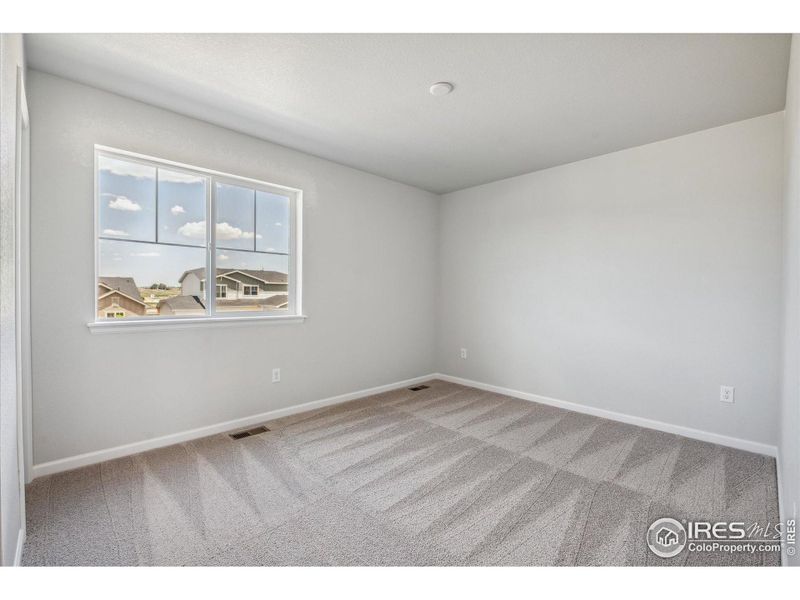 Spacious, unfurnished interior of a new home in Prairie Song, Windsor (Image 16).