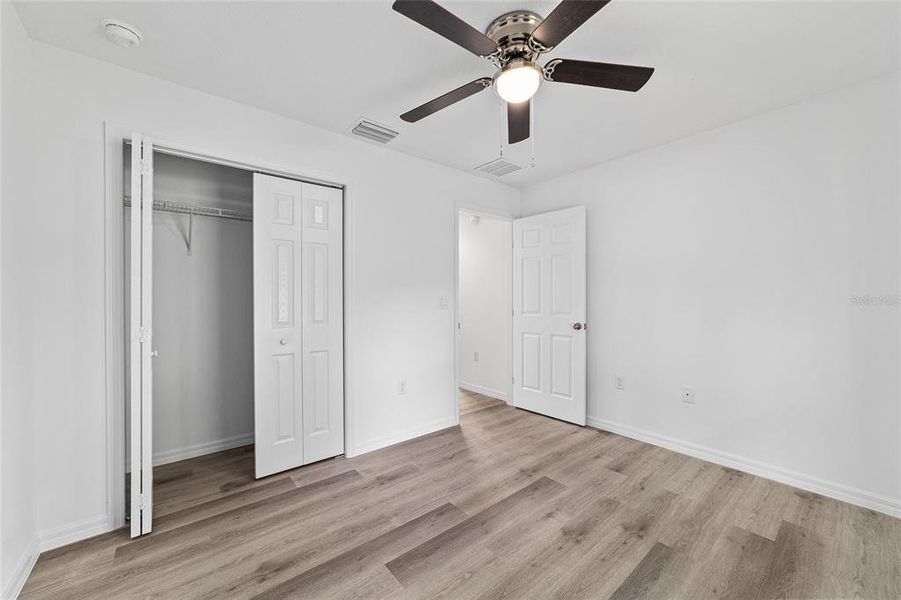 Spacious, unfurnished interior of a new home in , Dunnellon (Image 86).