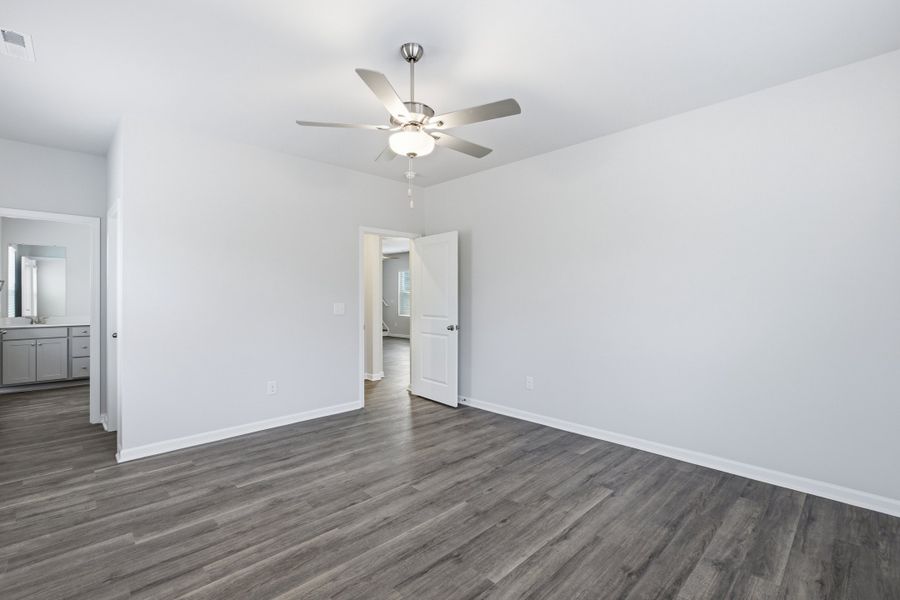 2,520sf New Home in New Bern, NC.  - Slide 16