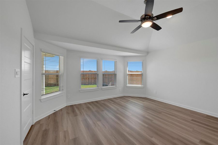 Spacious, unfurnished interior of a new home in Wildrye, Waller (Image 18).