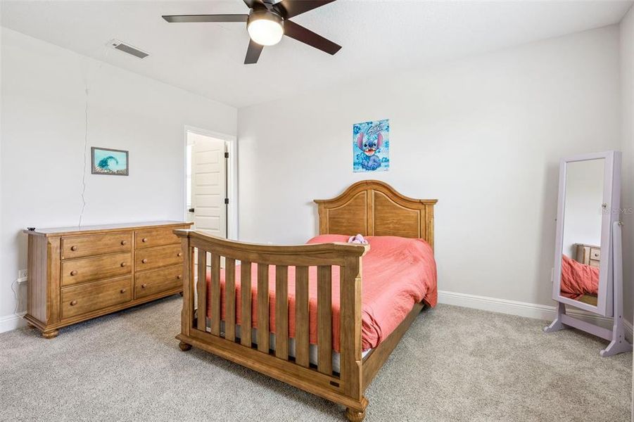 Furnished interior view inside a new home in , Winter Garden (Image 32).