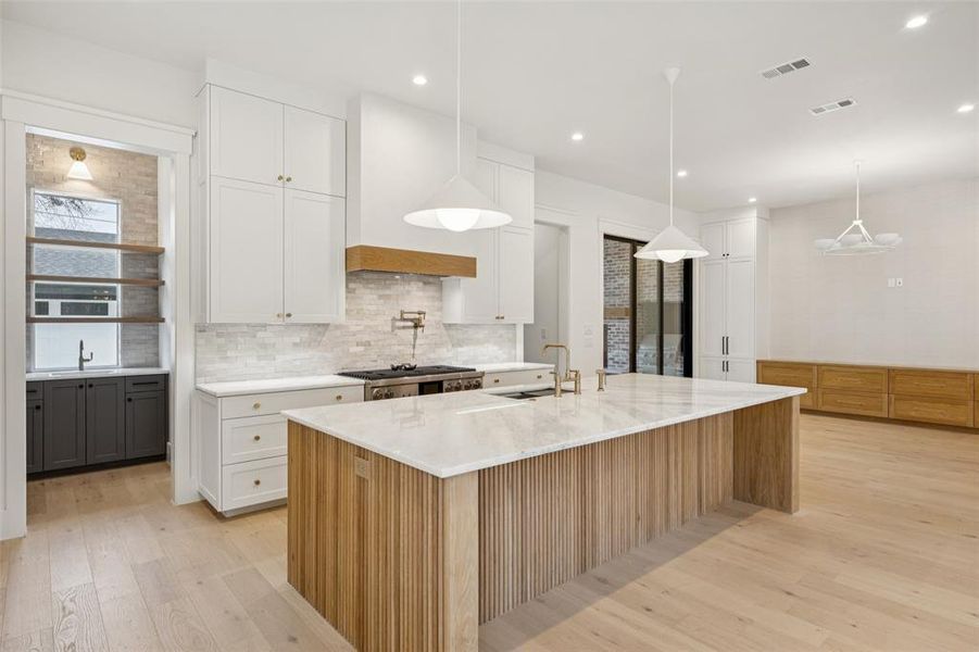 Furnished interior view inside a new home in , Dallas (Image 6).