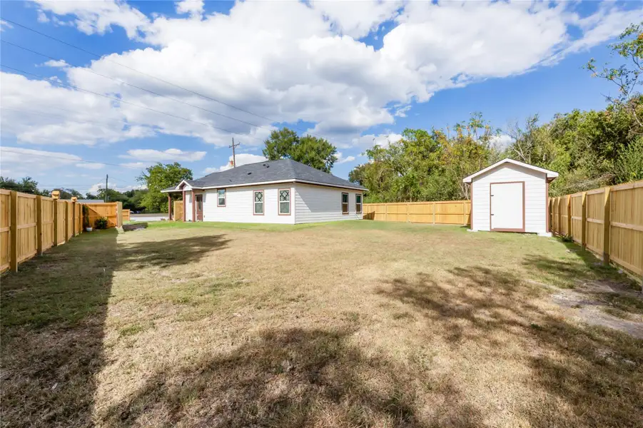 Exterior details and patio area of a home in , Navasota (Image 2). Exterior details and patio area of a home in , Navasota (Image 2).