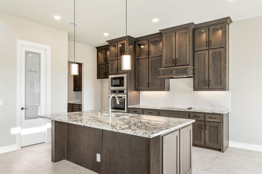 Furnished interior view inside a new home in Ridgepoint, Midlothian (Image 18).