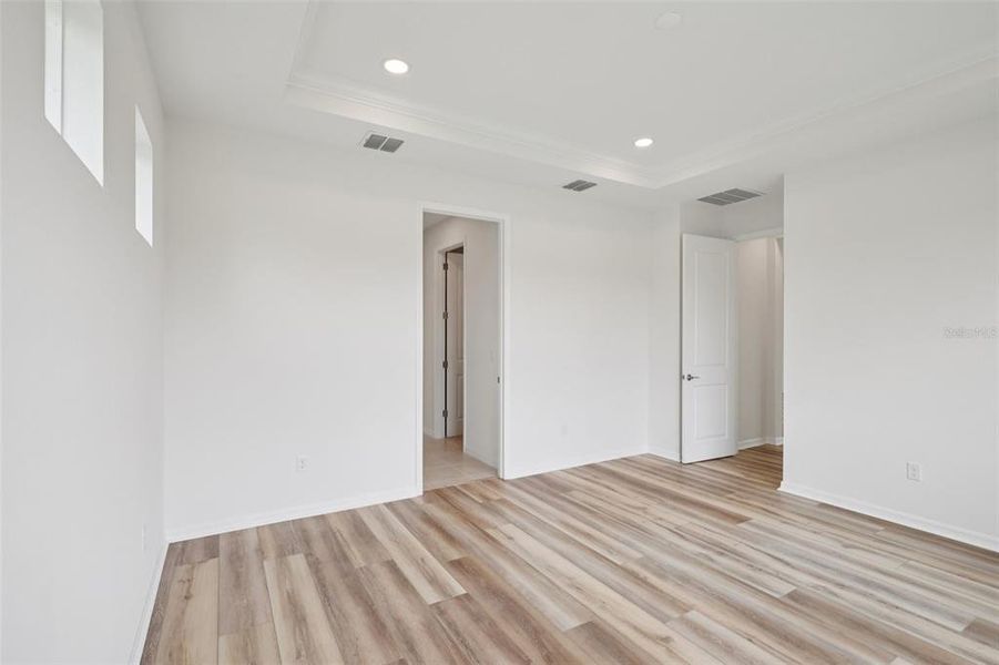 Spacious, unfurnished interior of a new home in Primrose at Longleaf, New Port Richey (Image 25).