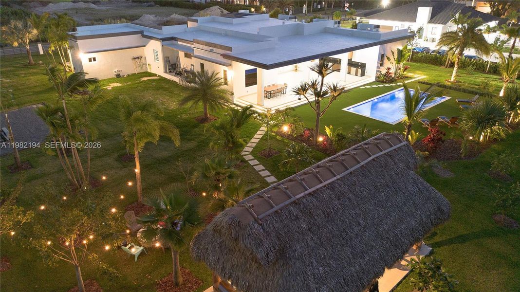 Community amenities in , Miami (Image 44).