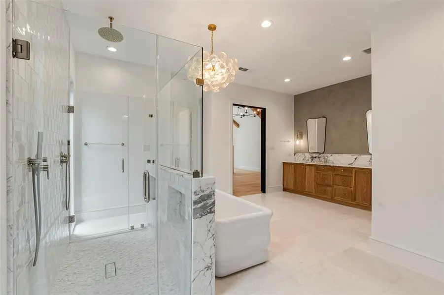 Furnished interior view inside a new home in , Dallas (Image 13). Furnished interior view inside a new home in , Dallas (Image 13).