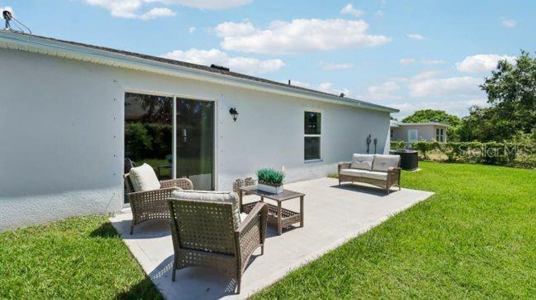Exterior details and patio area of a home in Royal Highlands, Weeki Wachee (Image 3). Exterior details and patio area of a home in Royal Highlands, Weeki Wachee (Image 3).