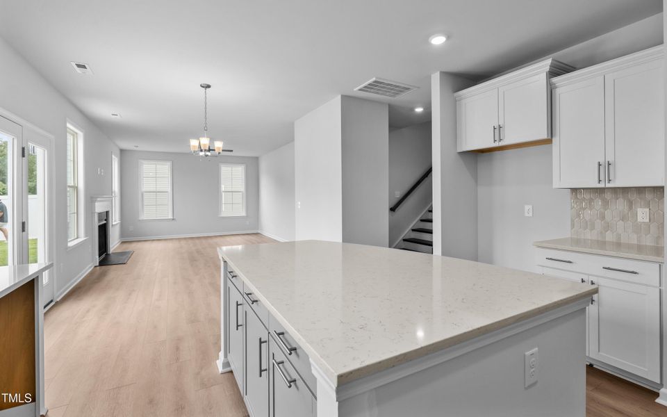 11-Ashley 2102 Channel-11