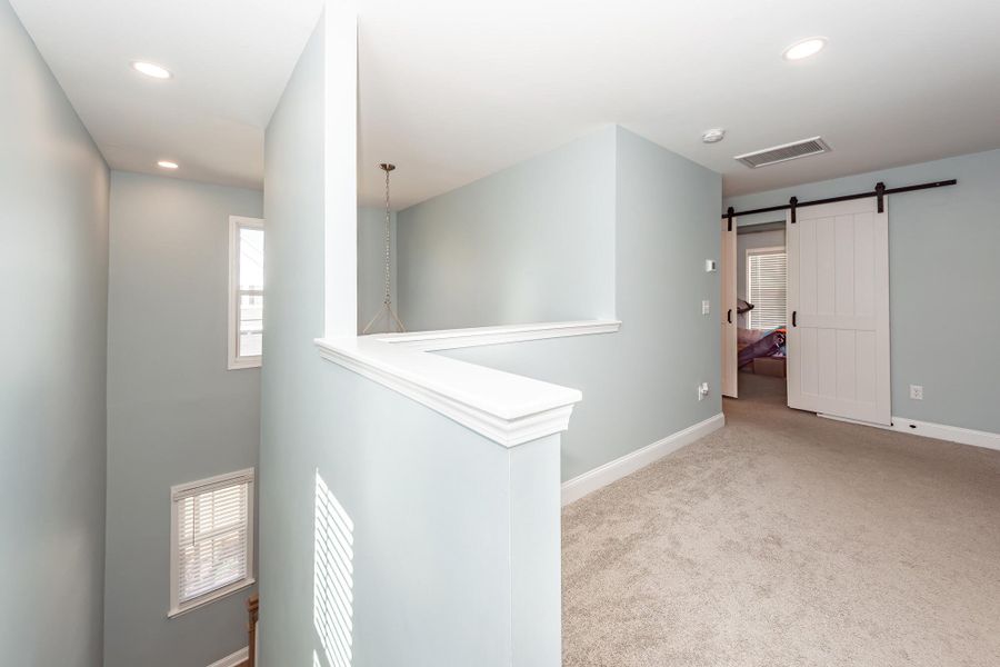 Spacious, unfurnished interior of a new home in High Point at Foxbank, Moncks Corner (Image 20).