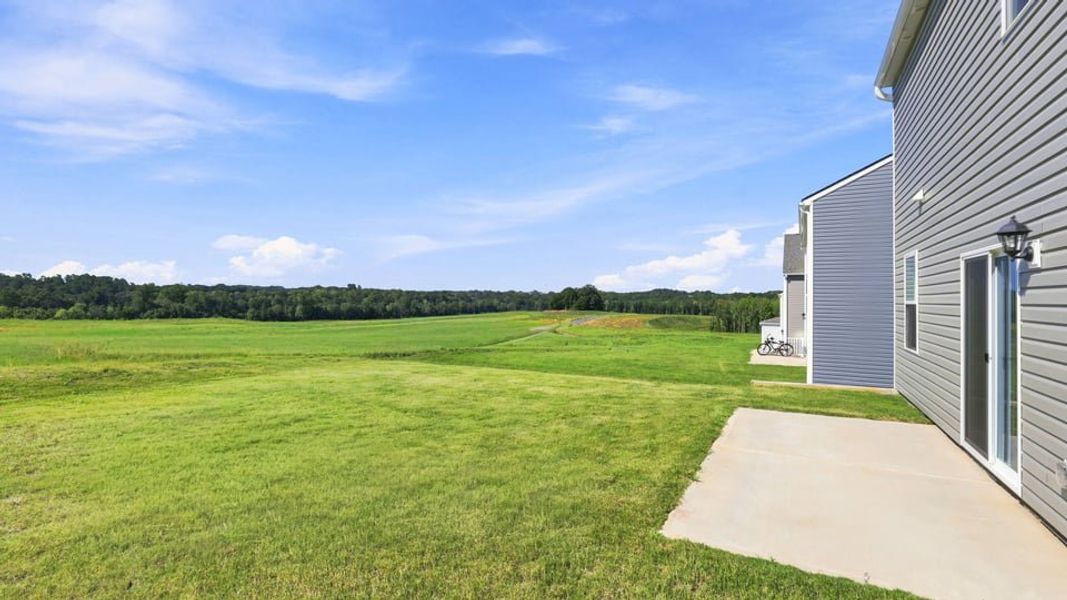 Exterior details and patio area of a home in Baxter Village, Boiling Springs (Image 23).