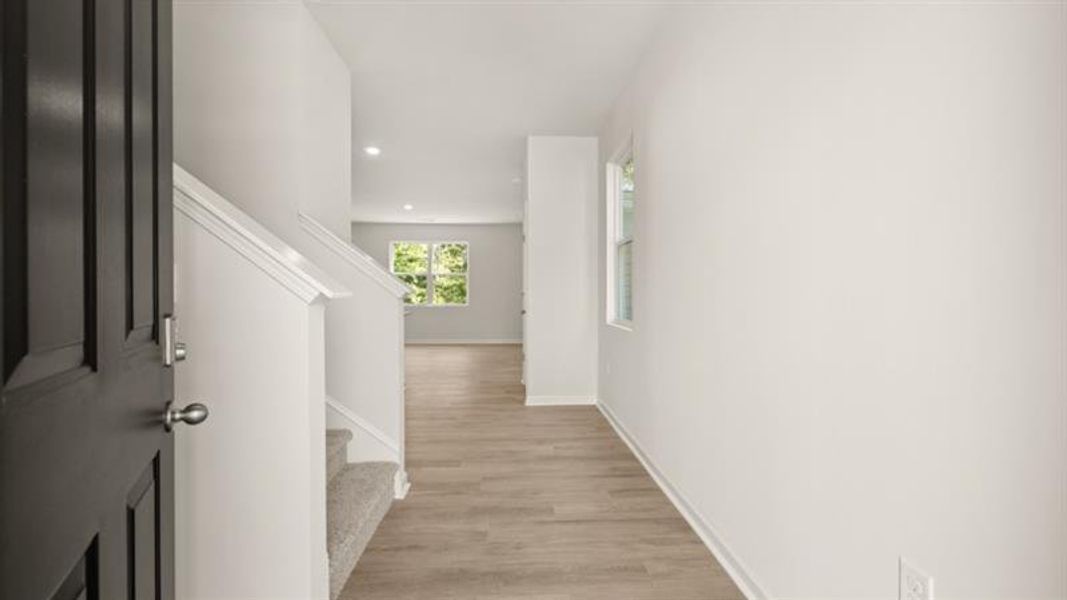 Spacious, unfurnished interior of a new home in Rolling Meadows, Jasper (Image 18).