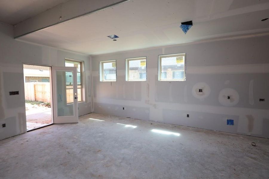 Spacious, unfurnished interior of a new home in Escondido 50' Homesites, Magnolia (Image 6). Spacious, unfurnished interior of a new home in Escondido 50' Homesites, Magnolia (Image 6).