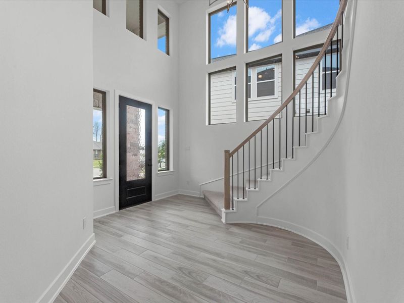 Representative image. Features, specifications, selections and colors may vary.