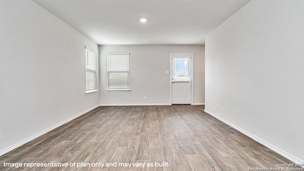 Spacious, unfurnished interior of a new home in Redbird Ranch, San Antonio (Image 27). Spacious, unfurnished interior of a new home in Redbird Ranch, San Antonio (Image 27).