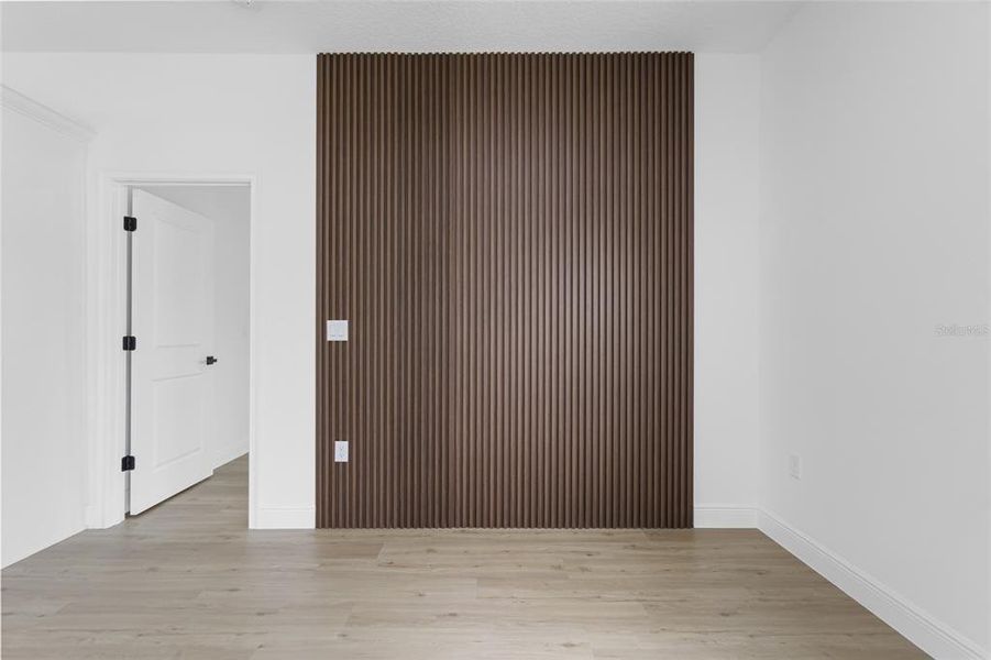 Spacious, unfurnished interior of a new home in , Dunnellon (Image 32).