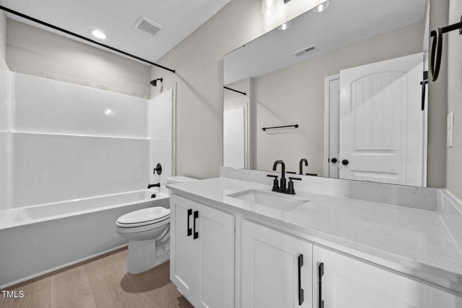 36-web-or-mls-IMG_0522 36-web-or-mls-IMG_0522