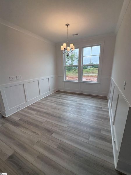 Spacious, unfurnished interior of a new home in Hazelwood, Boiling Springs (Image 14).