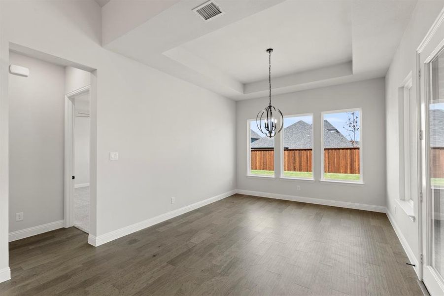 16. 8404 Morrisville - Dining