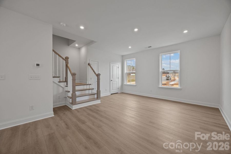 Spacious, unfurnished interior of a new home in The River District Townhomes, Charlotte (Image 33).