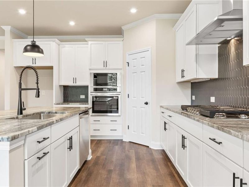Furnished interior view inside a new home in Cedar Farms, Winder (Image 8).
