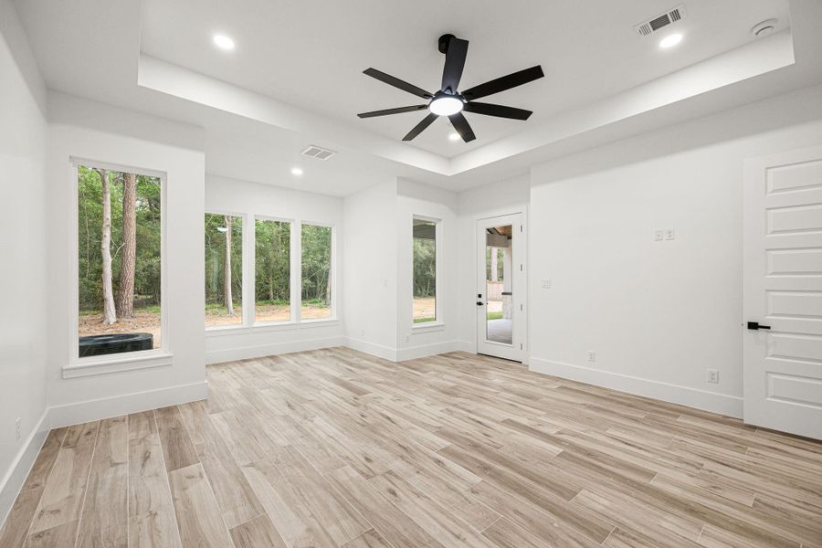 Spacious, unfurnished interior of a new home in , Magnolia (Image 37).