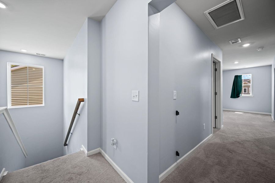 Spacious, unfurnished interior of a new home in Sweetgrass at Summers Corner, Summerville (Image 23). Spacious, unfurnished interior of a new home in Sweetgrass at Summers Corner, Summerville (Image 23).